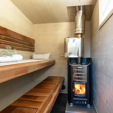 Arctic Circle House Chalet