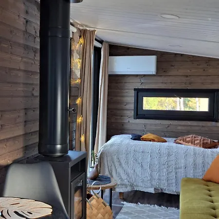 木屋 Arctic Circle House Meltosjärvi