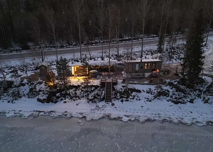 Arctic Circle House Шале Мельтосярви